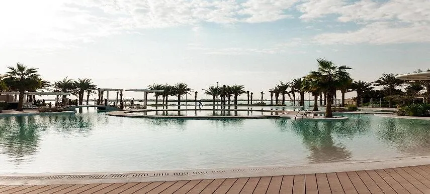 Erth Abu Dhabi Hotel 5*,  الإمارات العربية المتحدة